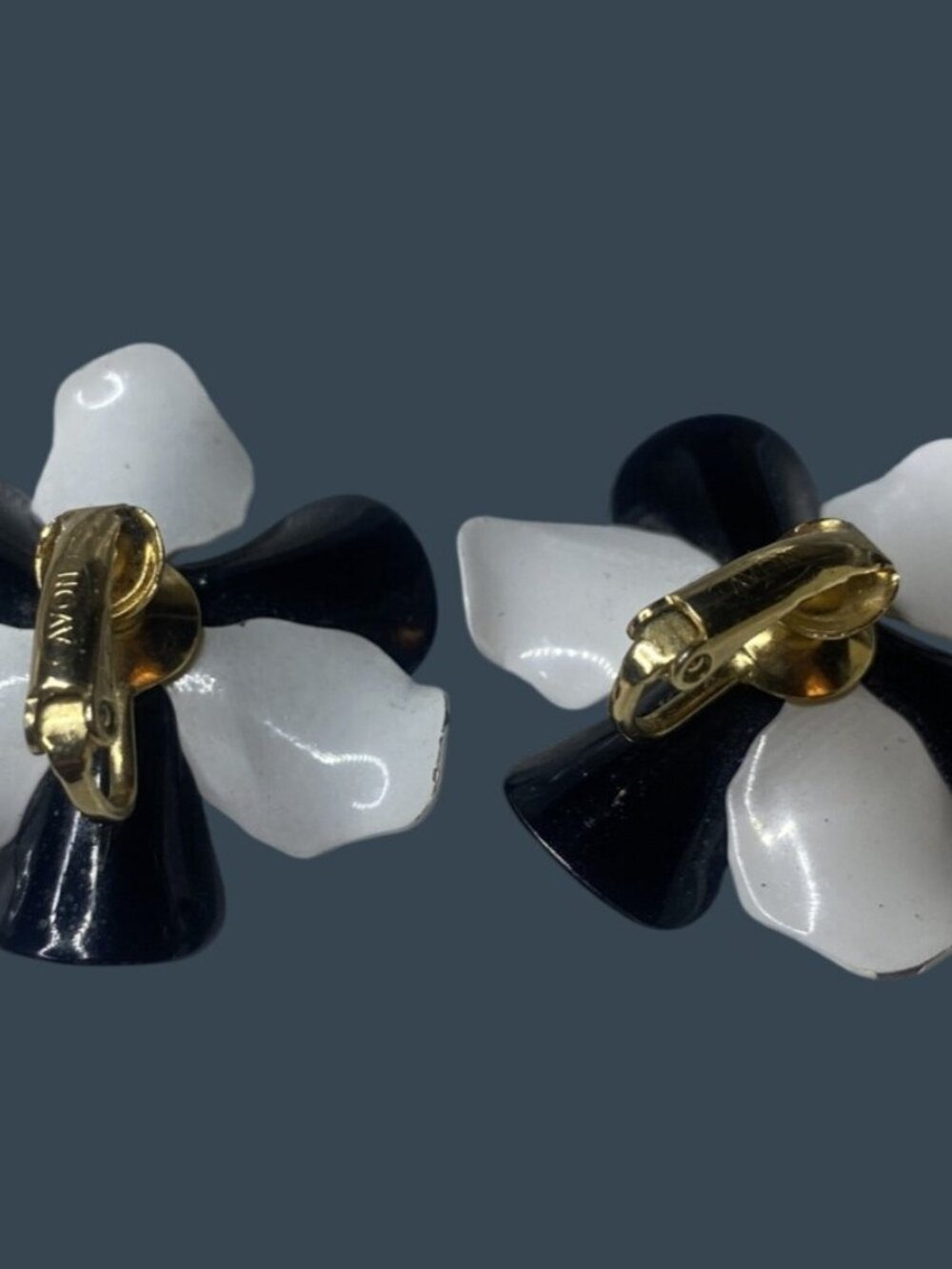 VTG Avon Polka Dot Layered Flower Clip On Earrings Black White Crystal Center - Picture 2 of 4